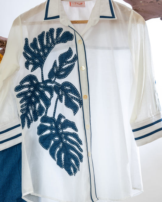 White Shirt with Leaves Embroidery